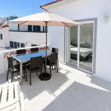 Casa Tradicional- 3 Quartos-150m No Coracao Da Velha Feriehus *